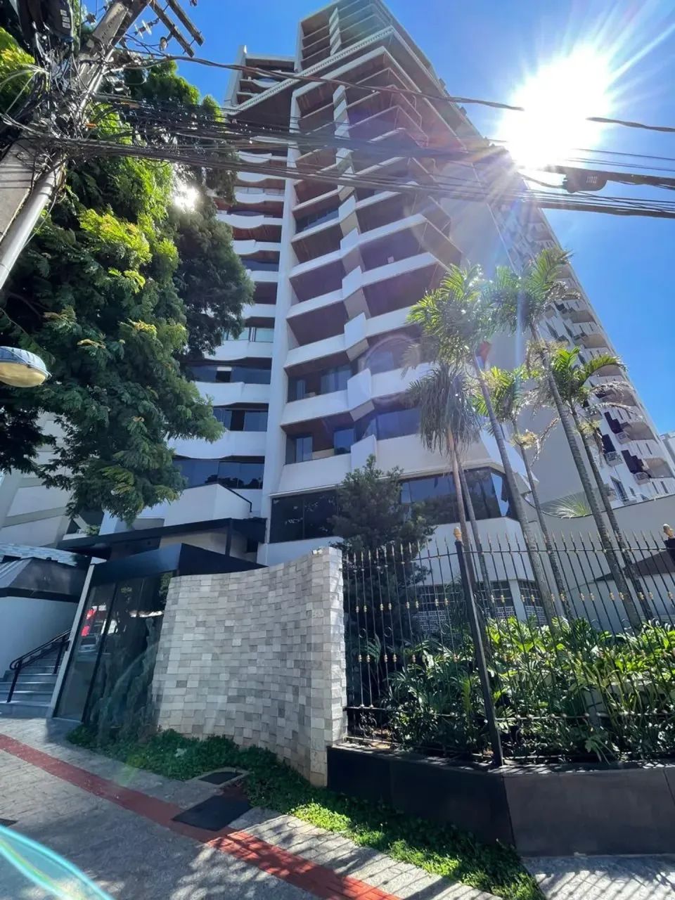 Apartamento Edifício Infante Dom Henrique - zona 04 - Maringá/PR