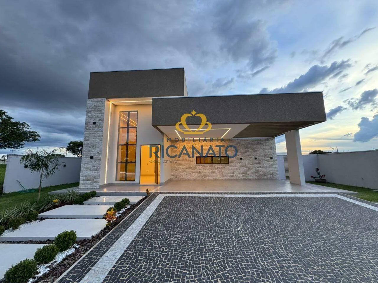 CASA ALTO PADRÃO COM 4 SUITES NO CARIBE GOLF & SPA