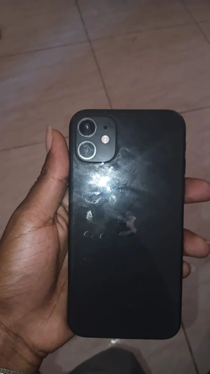 iPhone 11 todo original 64g - Foto 2