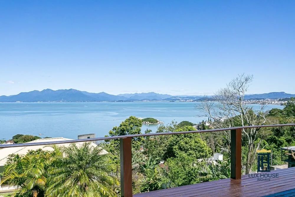 Casa Com Vista Mar Proxíma ao Centro de Florianópolis - Foto 2
