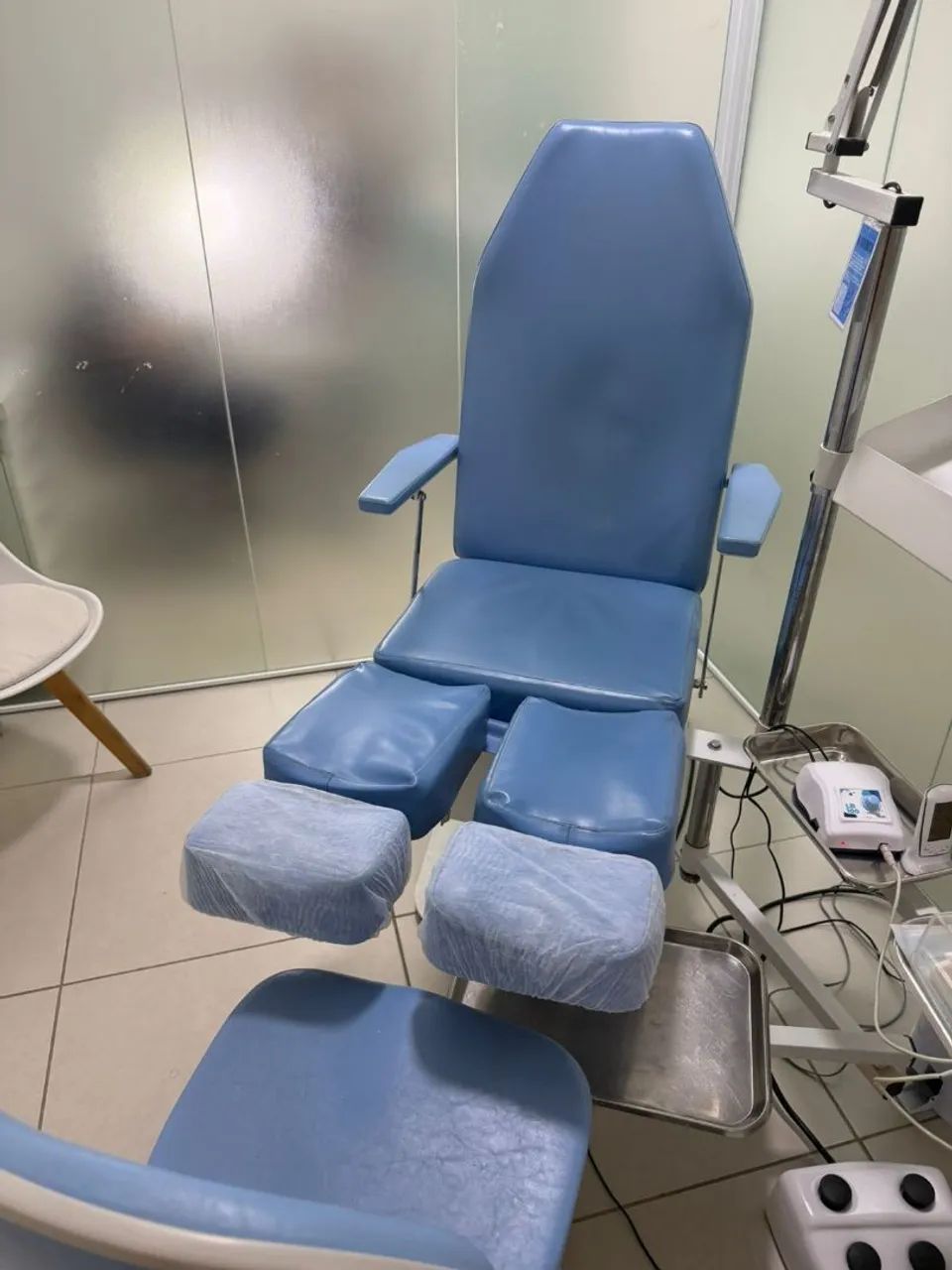 CADEIRA DE PODOLOGIA AUTOMÁTICA PODONTOLIDER  - Foto 4