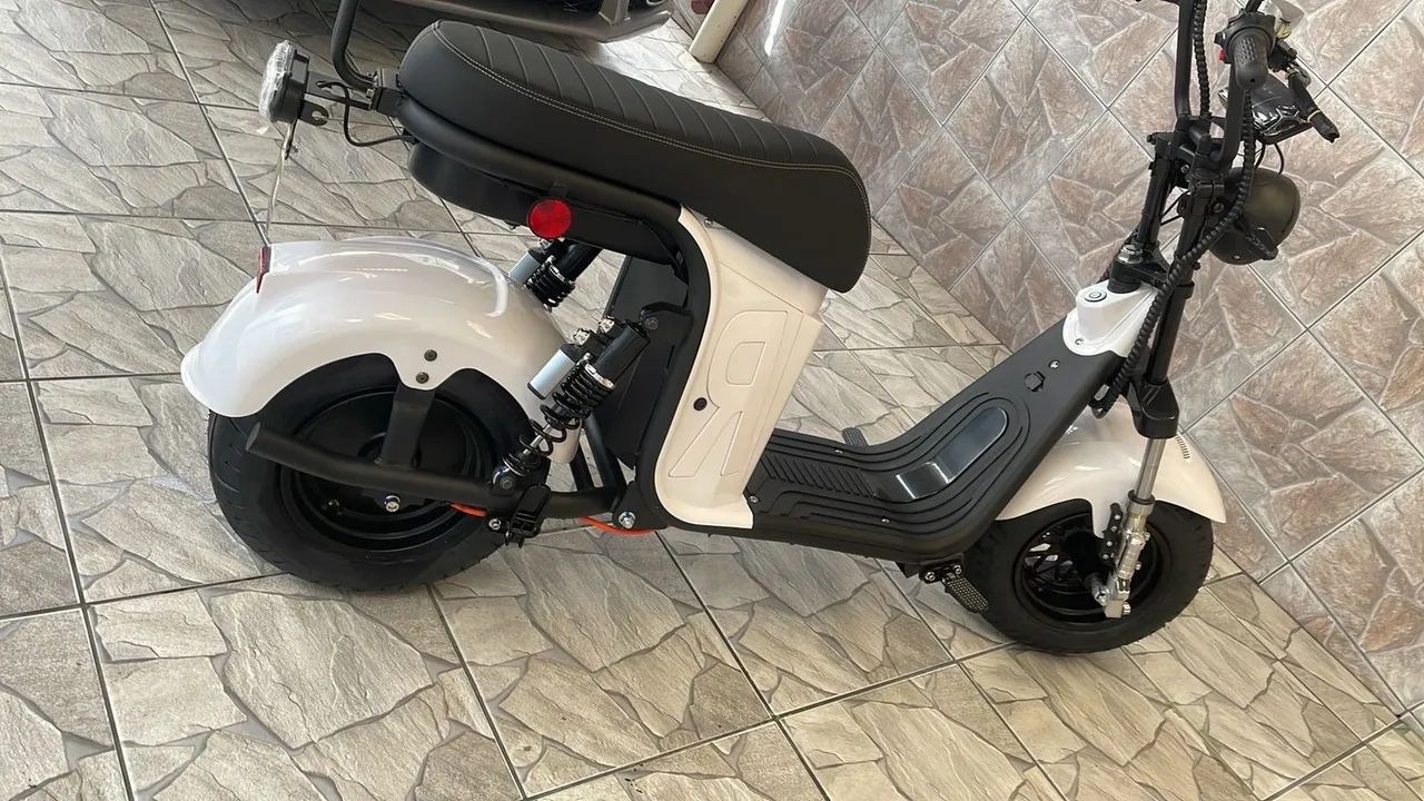Scooter elétrica - nova 