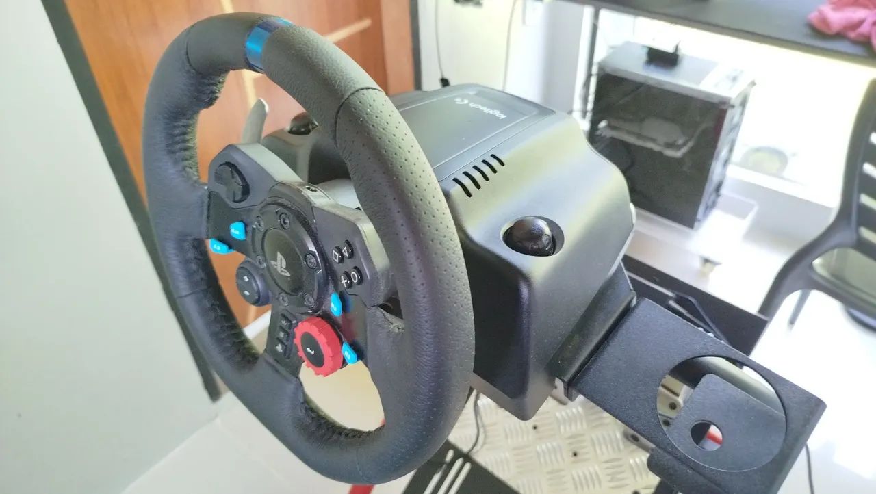 Volante Logitech G29 + cockpit e upgrade de pedal - Foto 4