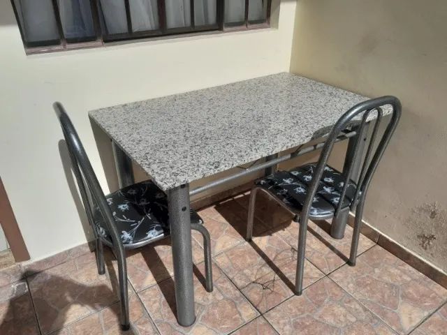 Mesa de jantar, tampo em granito - Foto 3