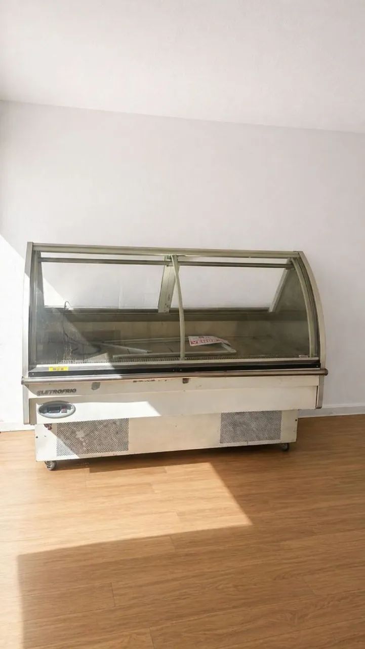 Refrigerador de açougue 