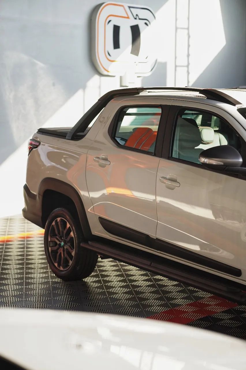 Fiat Strada Ultra 1.0 Flex Turbo CD Aut. 2027 - Foto 4