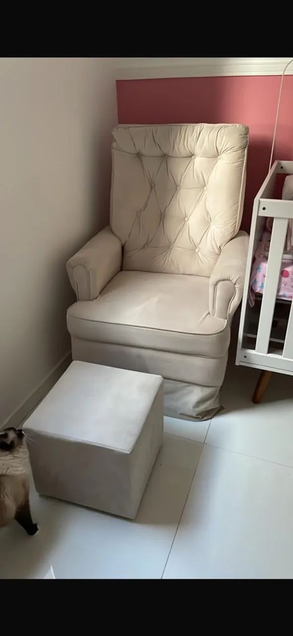 Vendo poltrona de amamentação 
