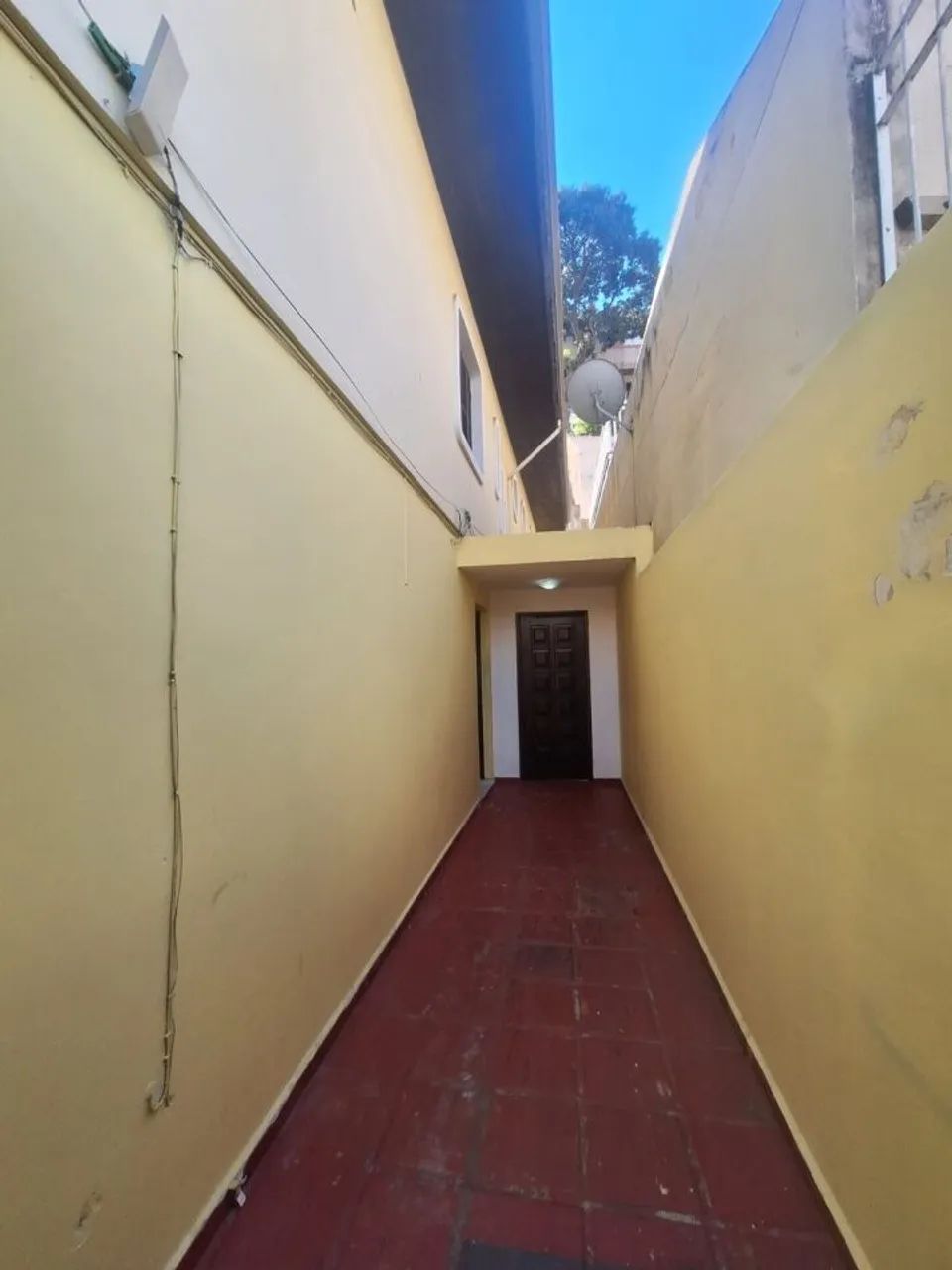 SOBRADO COM 3 QUARTOS E 1 EDICULA FL26 - Foto 3