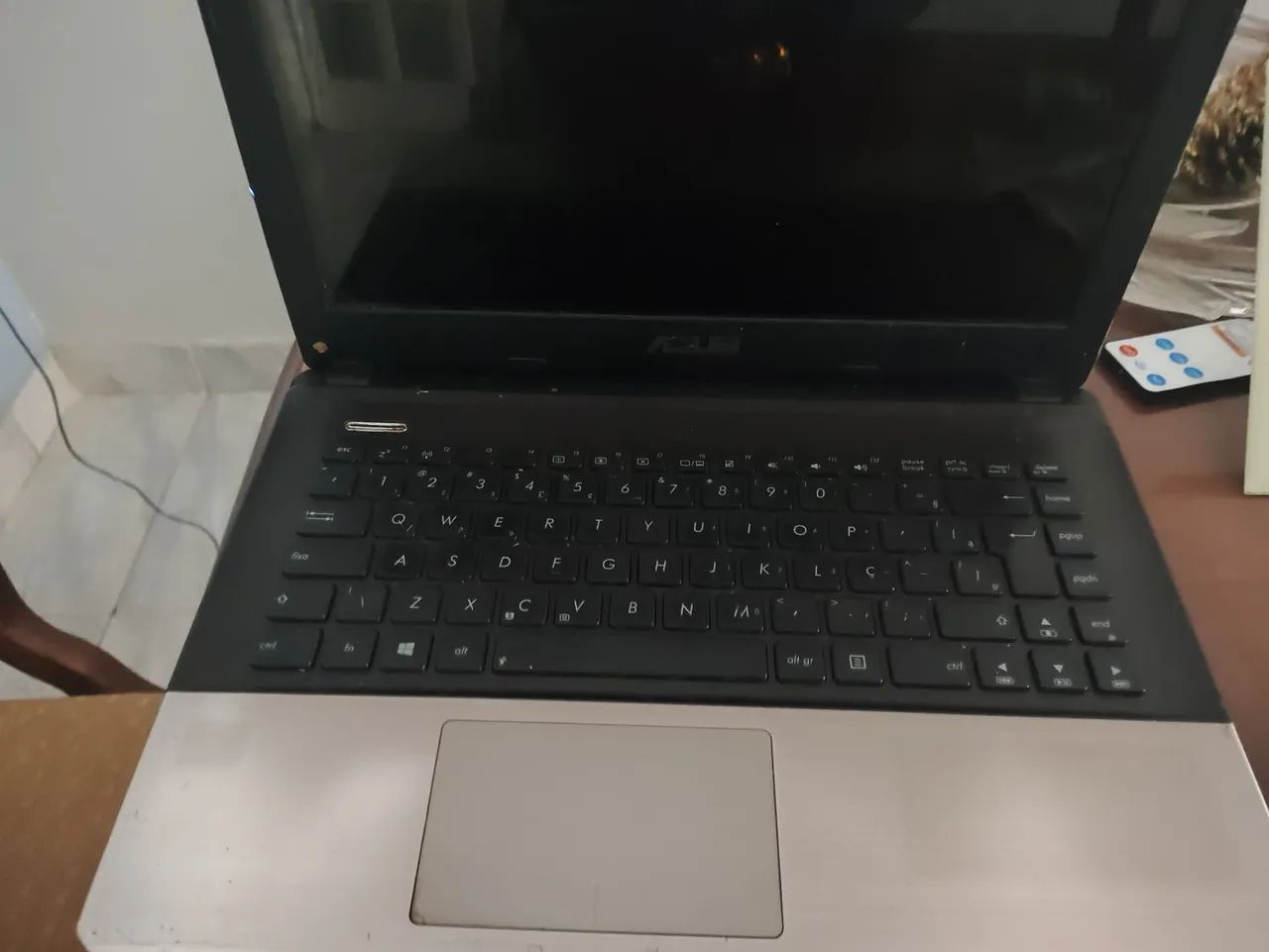 Notebook Asus Core i5 (Para Peças ou Uso Fixo)