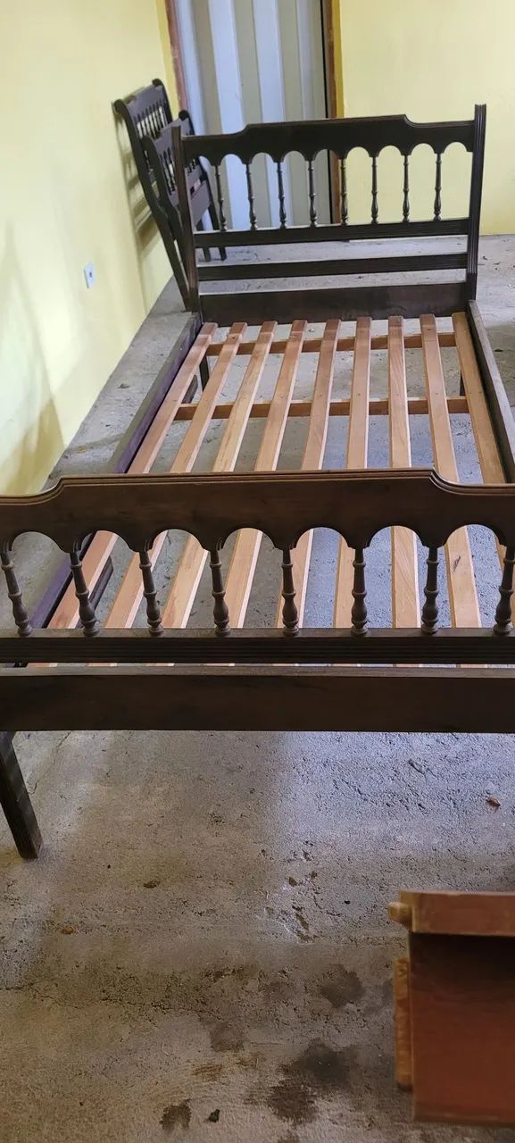 Cama de solteiro em madeira - Foto 2