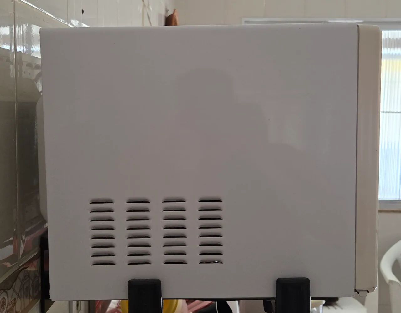 Microondas Midea 30L - Foto 2