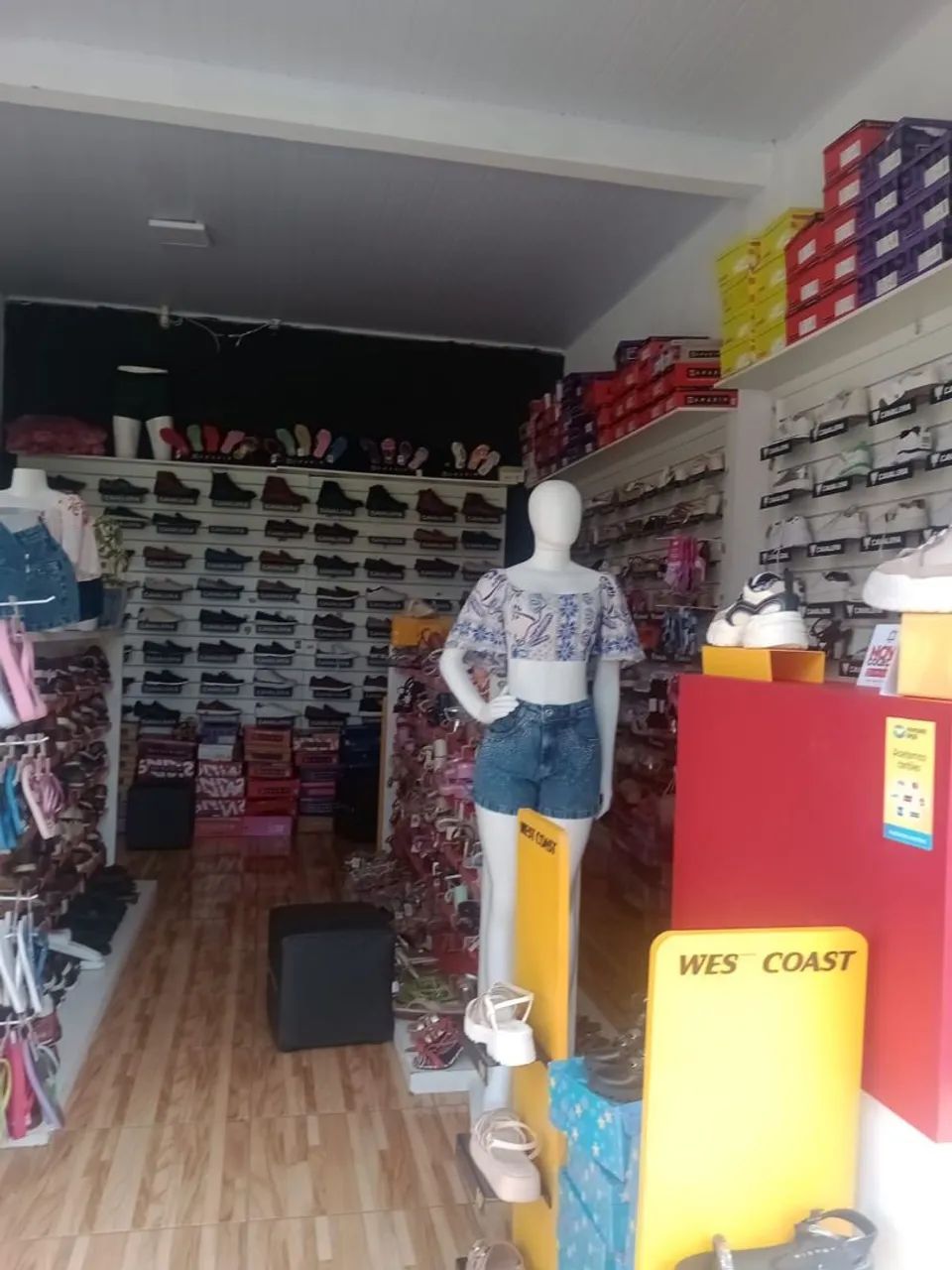 Vendo uma linda loja de calçados  - Foto 2