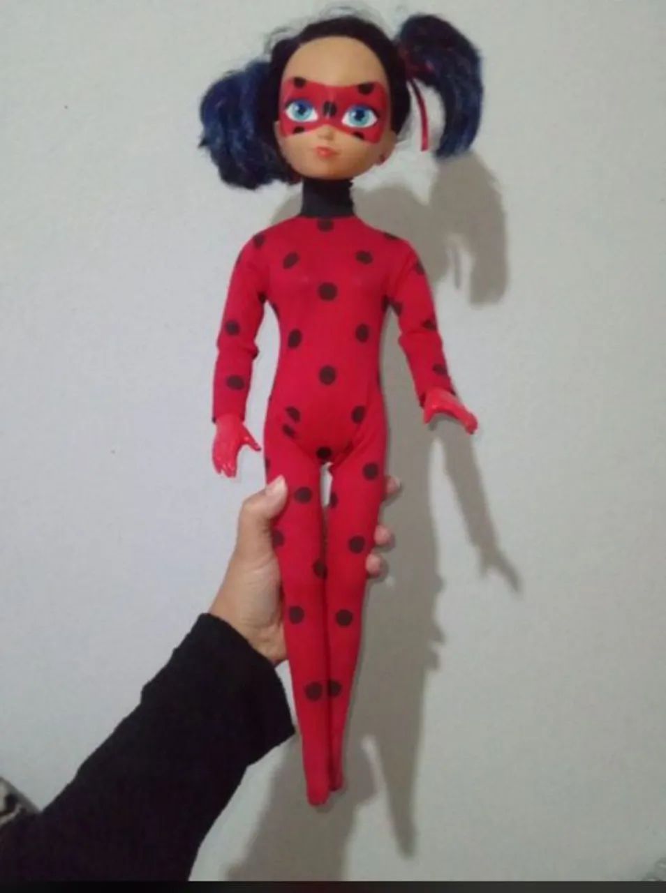 Boneca ladybug grande
