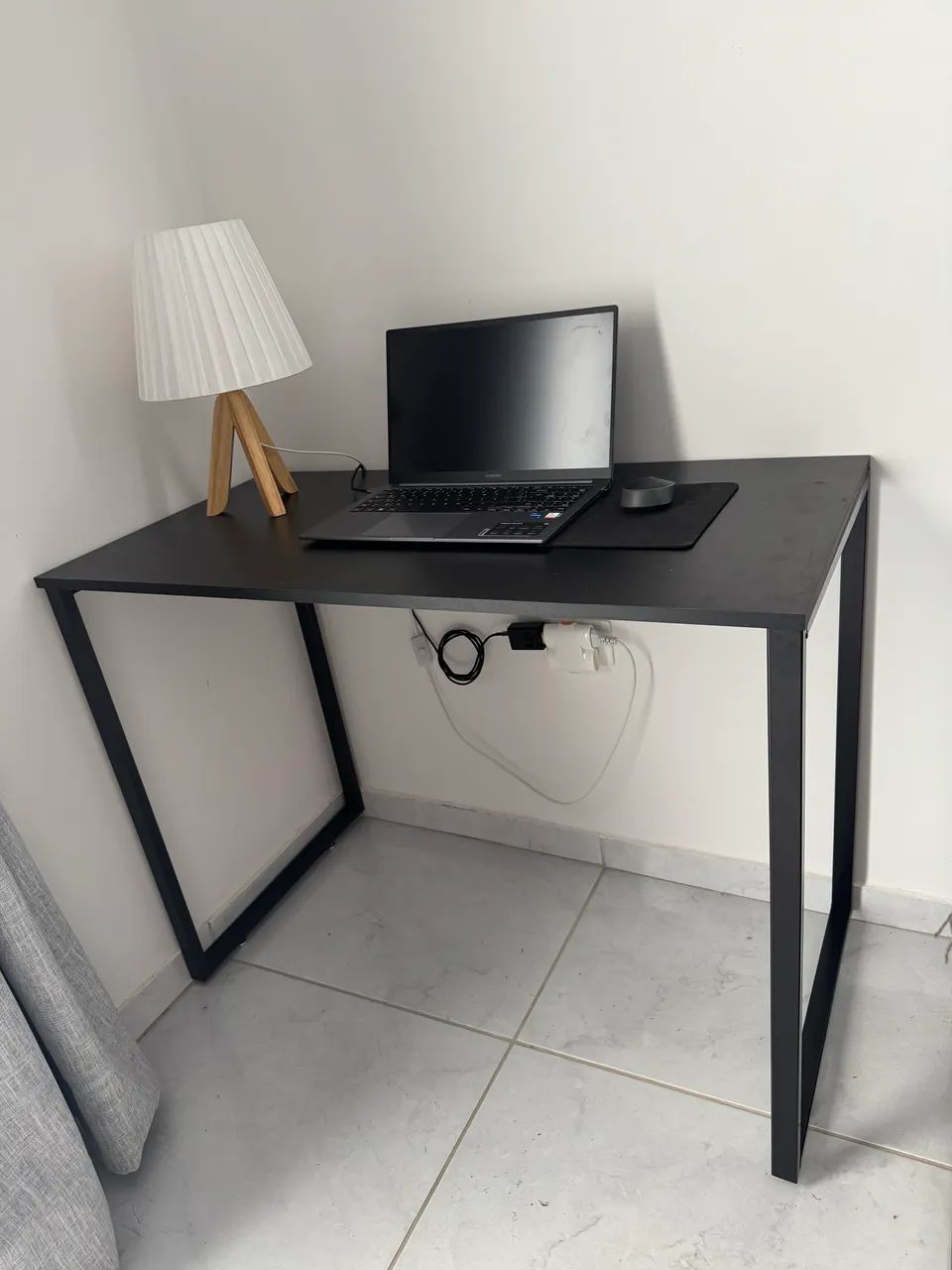 Mesa escrivaninha 
