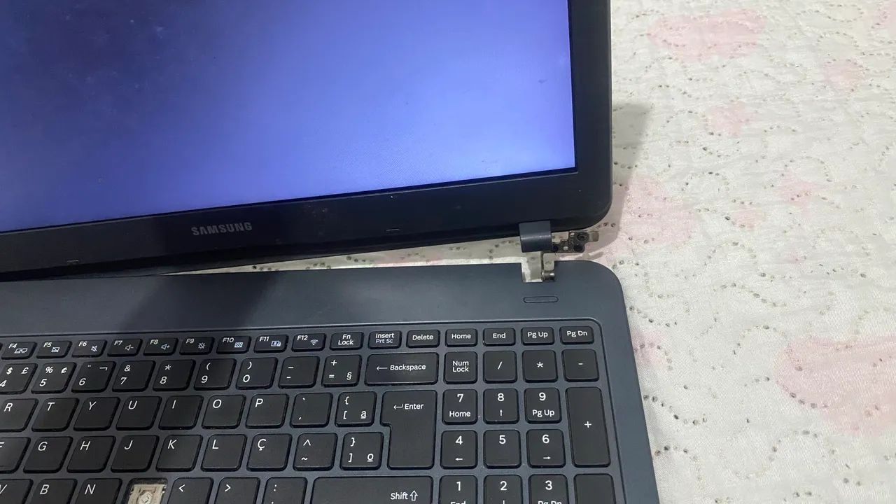 Notebook Samsung 15,6 Celeron 4205U + 4GB RAM + HD 500GB - Foto 2