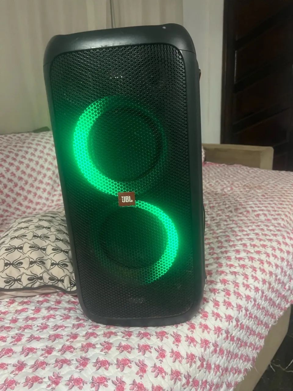 Vendo jbl party box 100