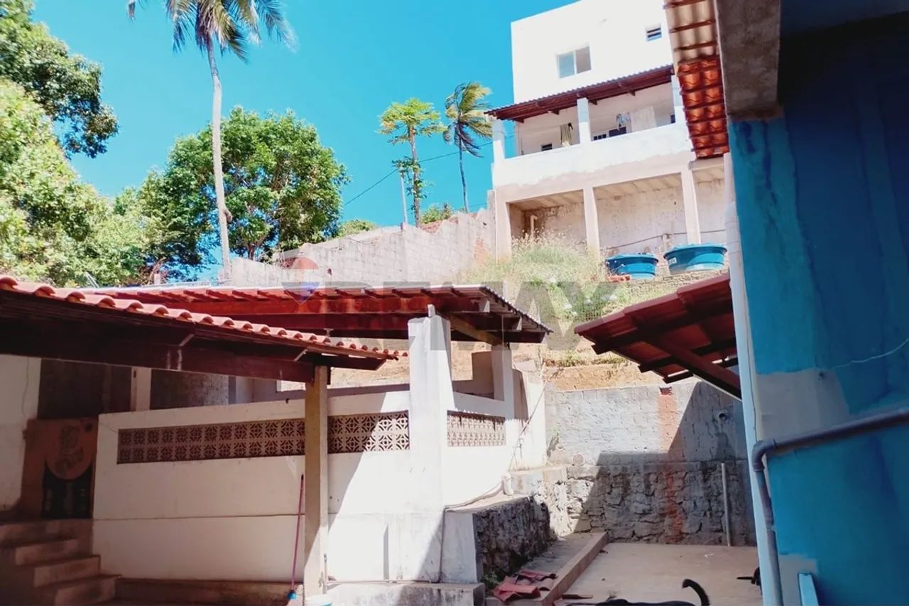 SOBRADO AMPLO À VENDA! - Foto 2