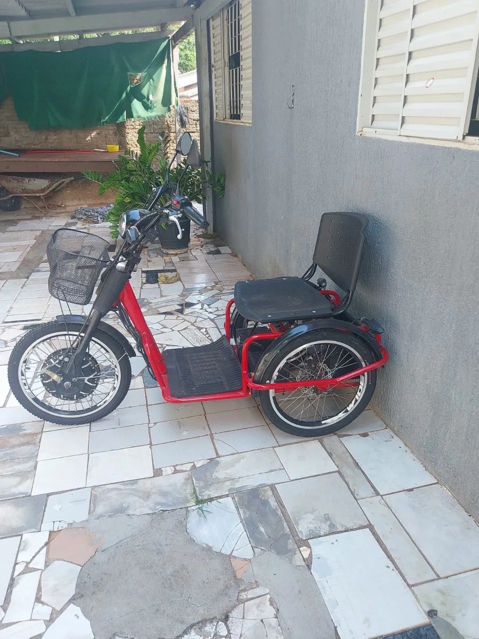 Vendo Triciclo Elétrico  - Foto 2