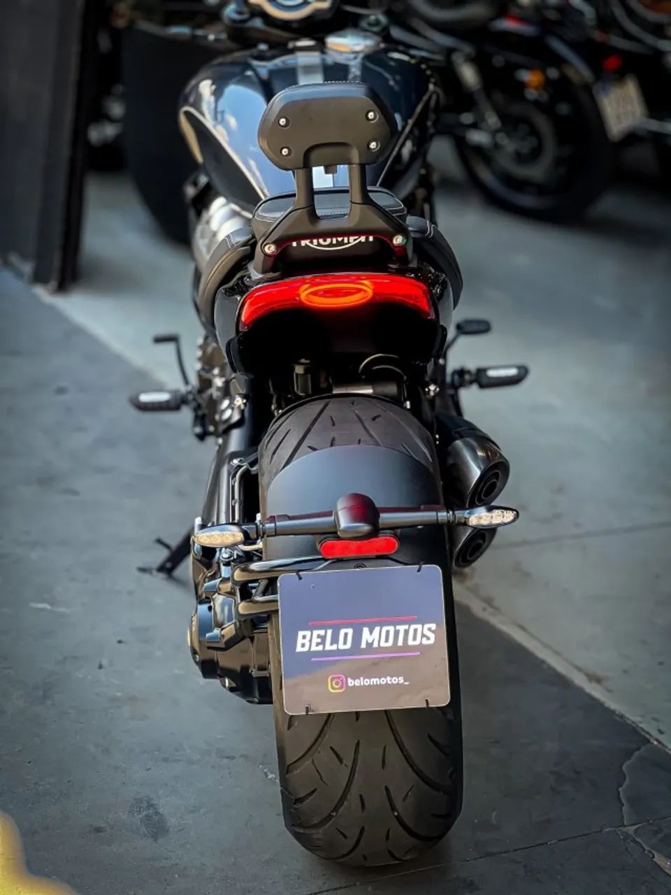 TRIUMPH ROCKET 3 GT STORM - Foto 3