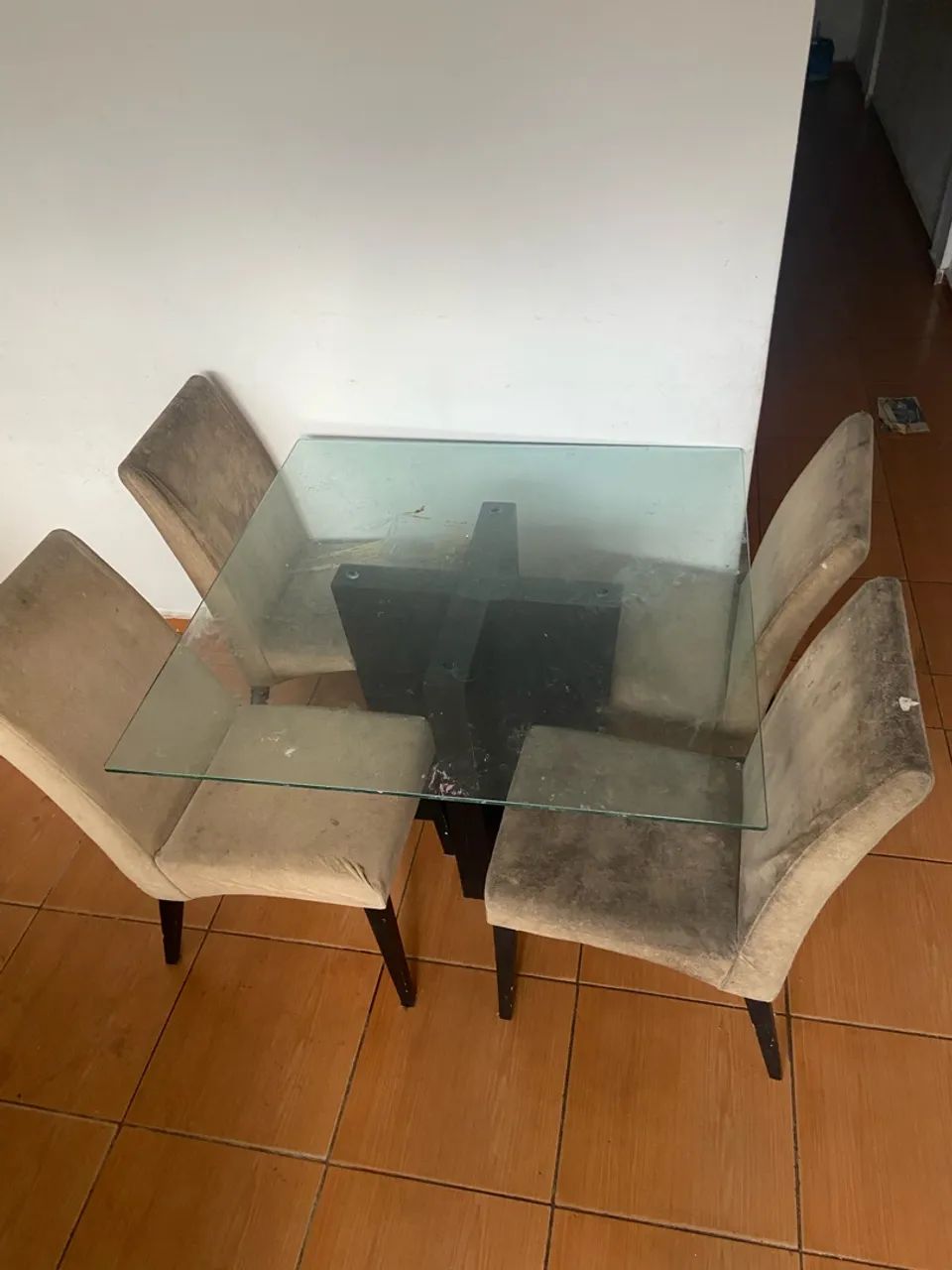 Mesa com tampa de vidro  - Foto 2
