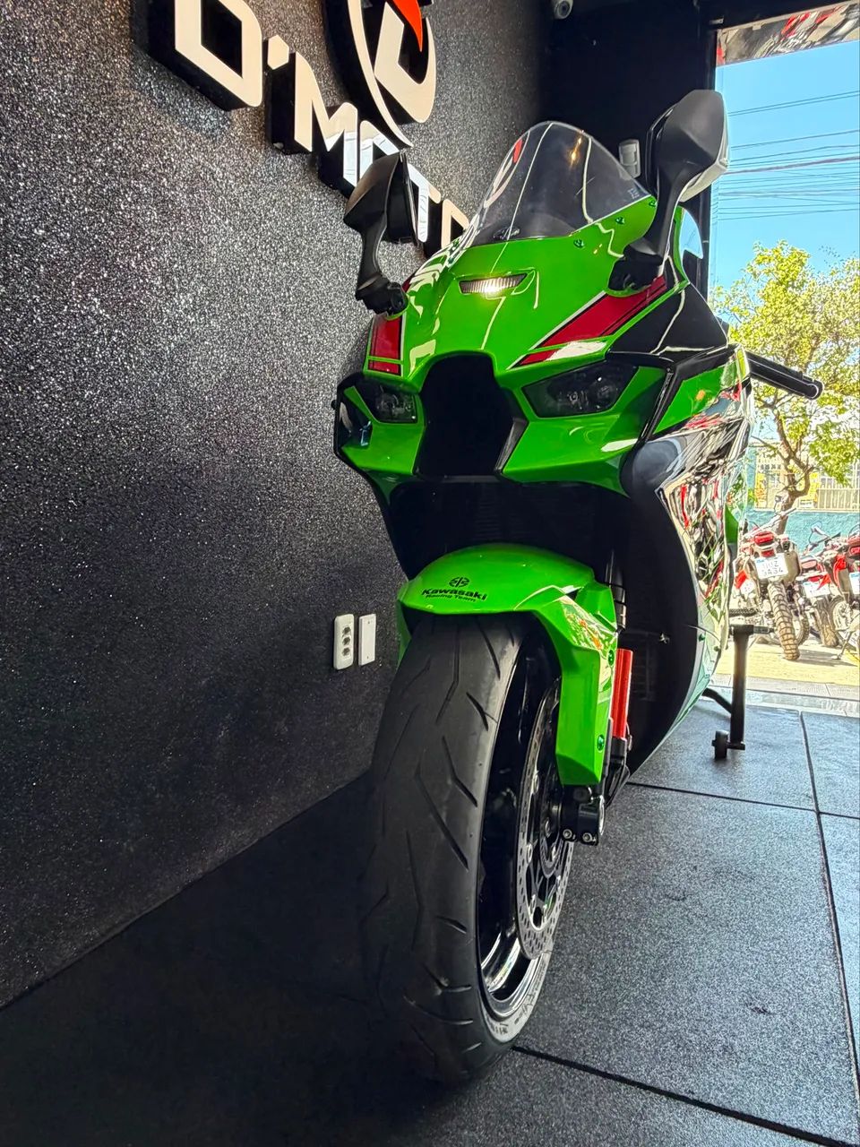 Kawasaki Zx-10/ Zx-10r 1000cc 2023 - 1522152265 | OLX