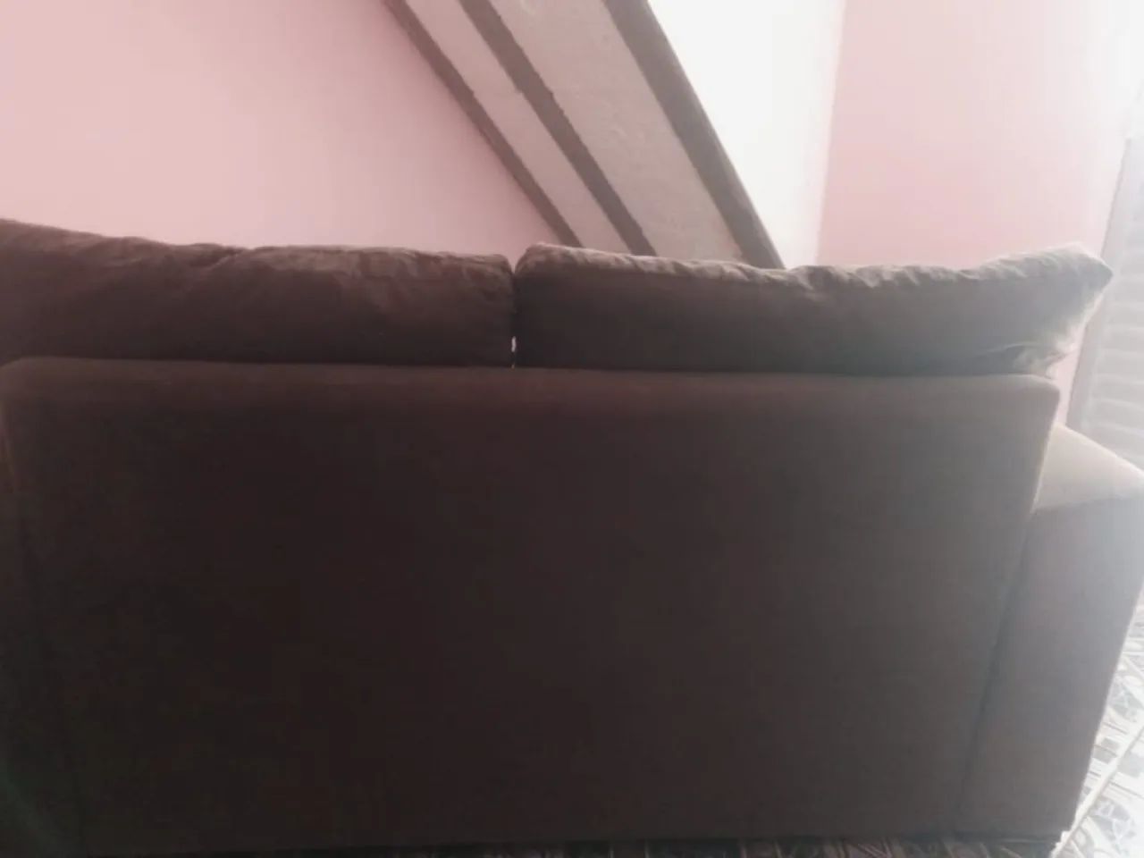 Vendo sofá todo conservado 65568124061697121