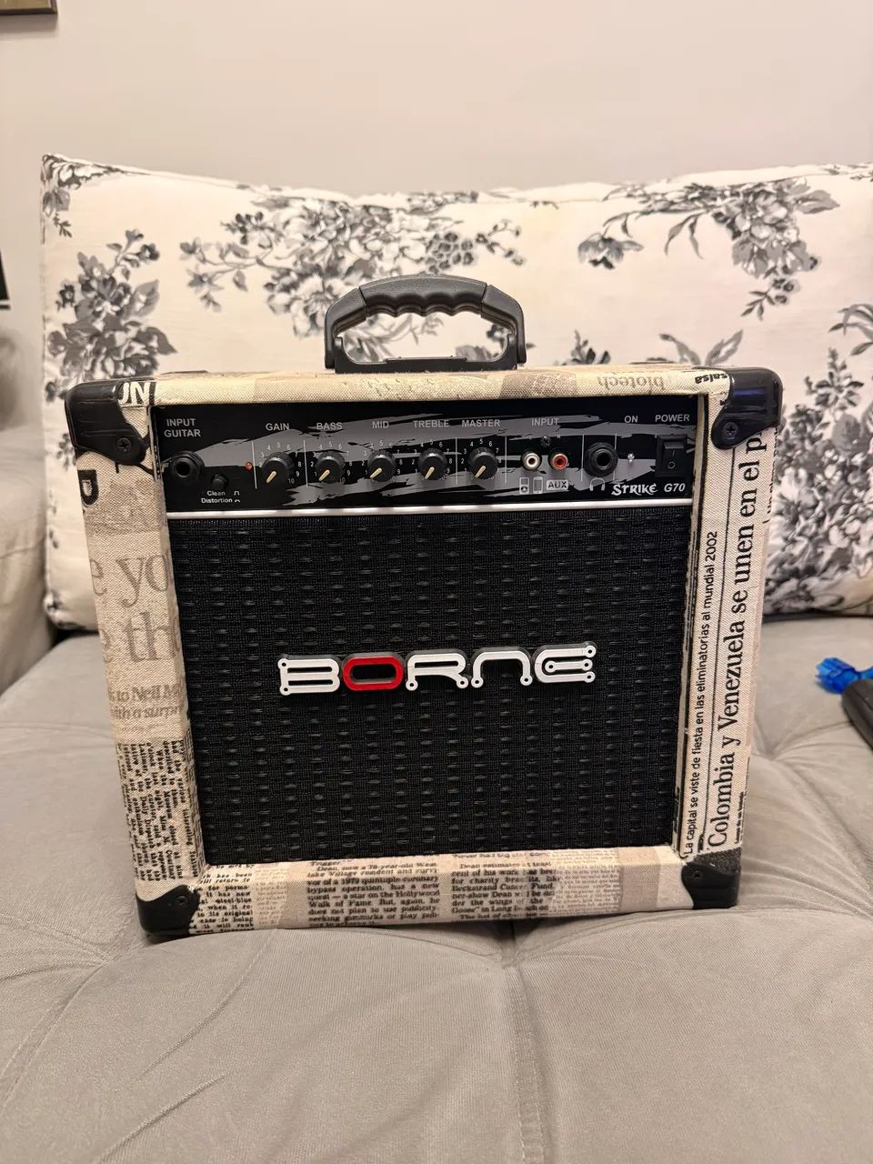 AMPLIFICADOR BORNE