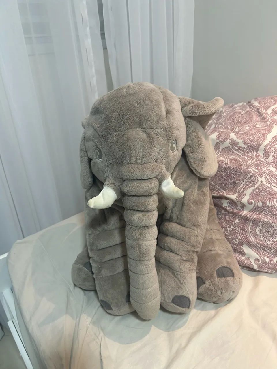 Travesseiro elefante de pelúcia  - Foto 2