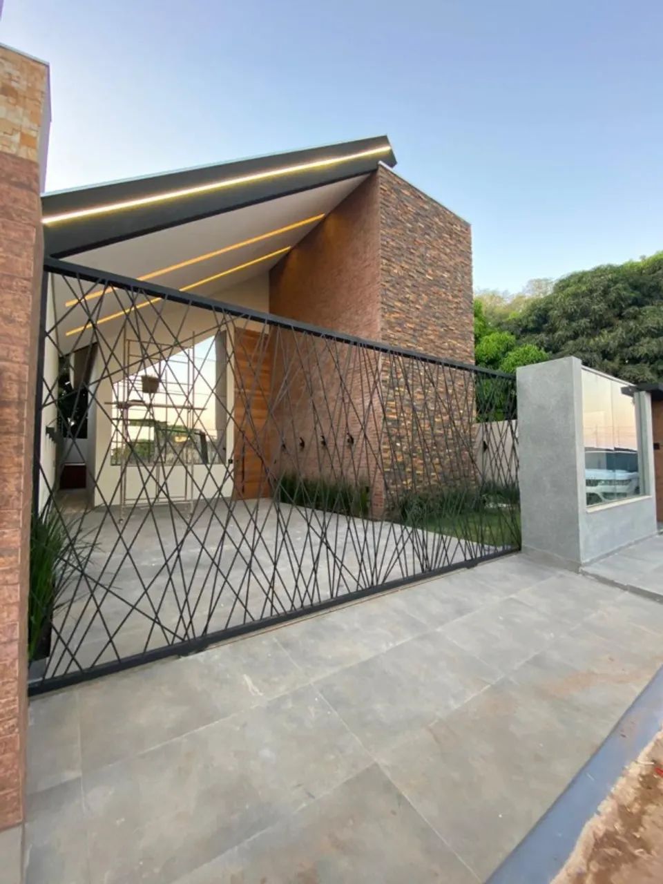 LINDA CASA NO SETOR SUL DE FORMOSA, 3 QUARTOS