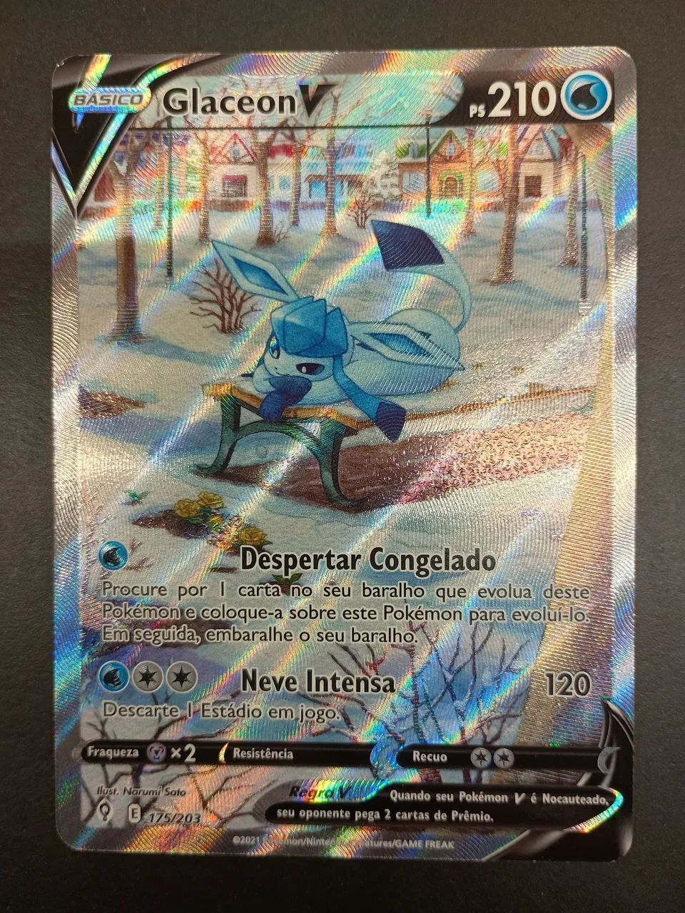 Carta Pokémon Glaceon V