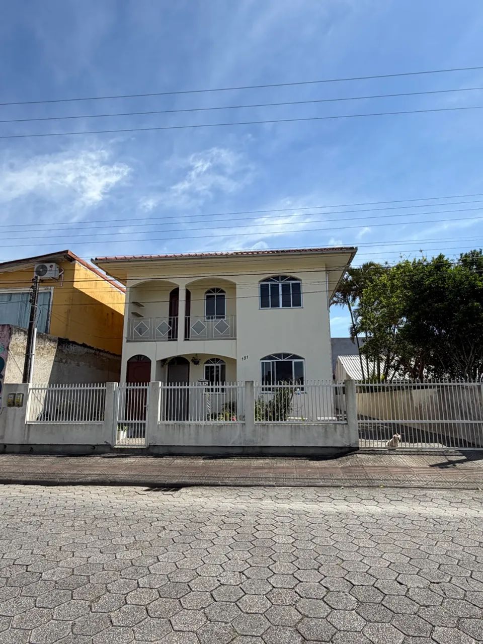 Casa 3 quartos CARIANOS