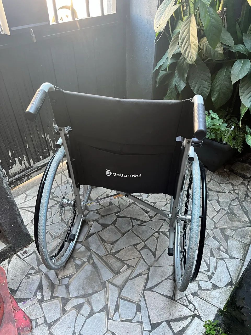 Cadeira de rodas Dellamed