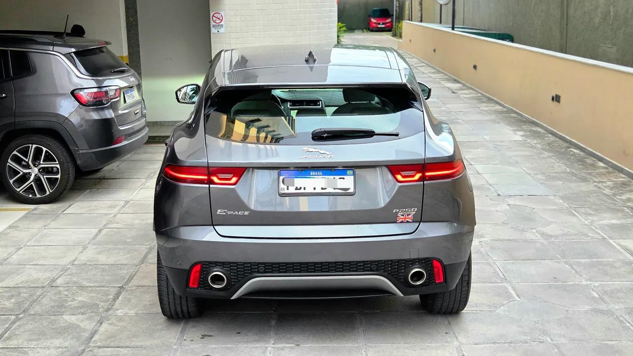 Jaguar E-Pace 2.0 AWD 249cv Aut. 2018 - Foto 5