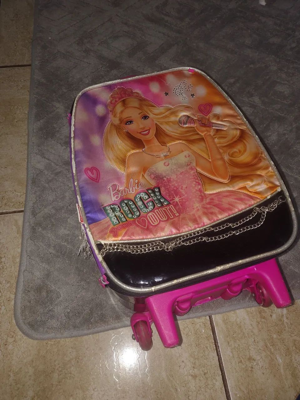  Vendo linda mala da Barbie  - Foto 5