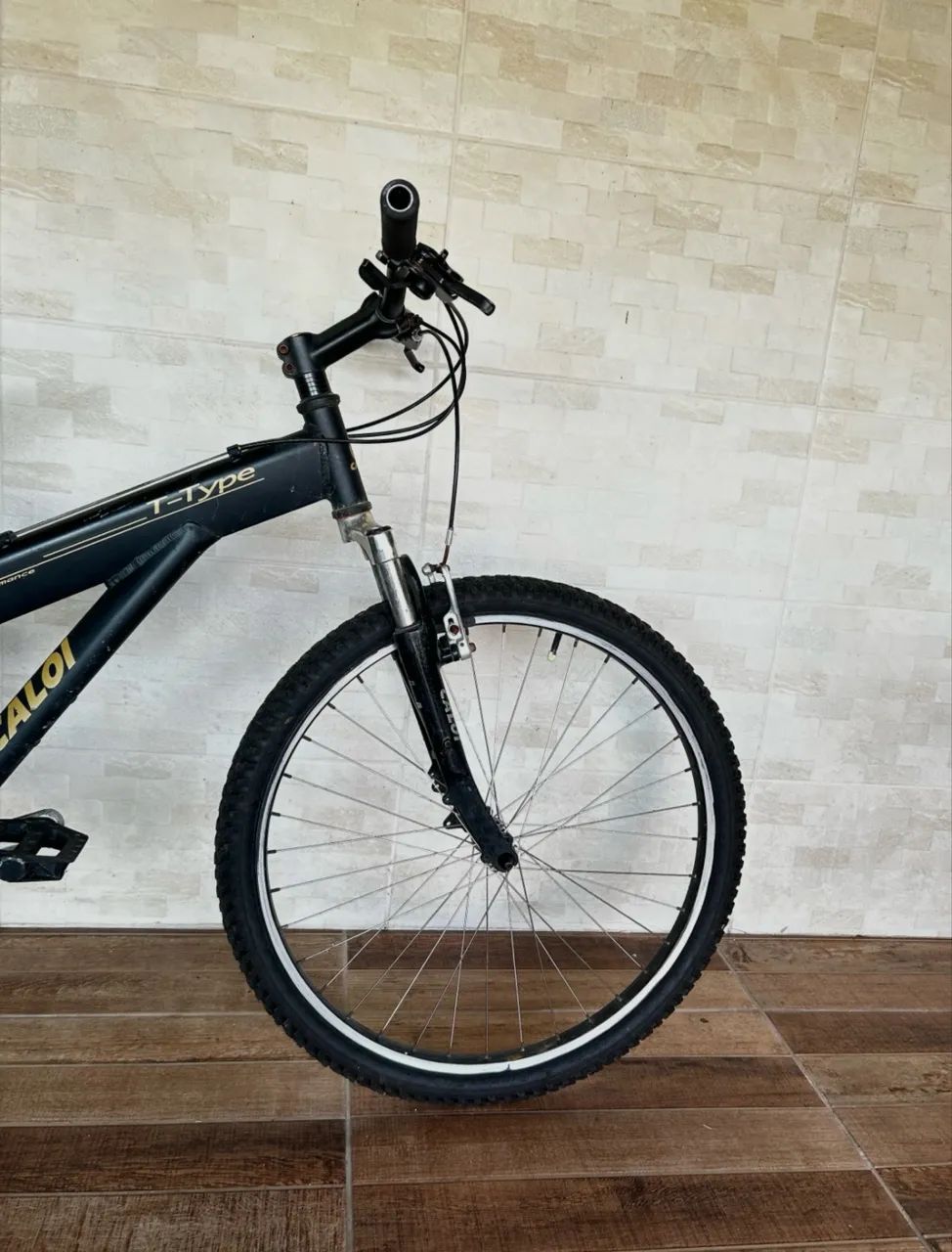 Bicicleta Caloi t-type aro 26 - Foto 4