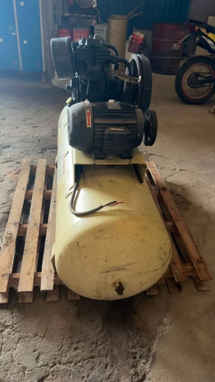 Compressor de Ar 250 litros - Foto 5