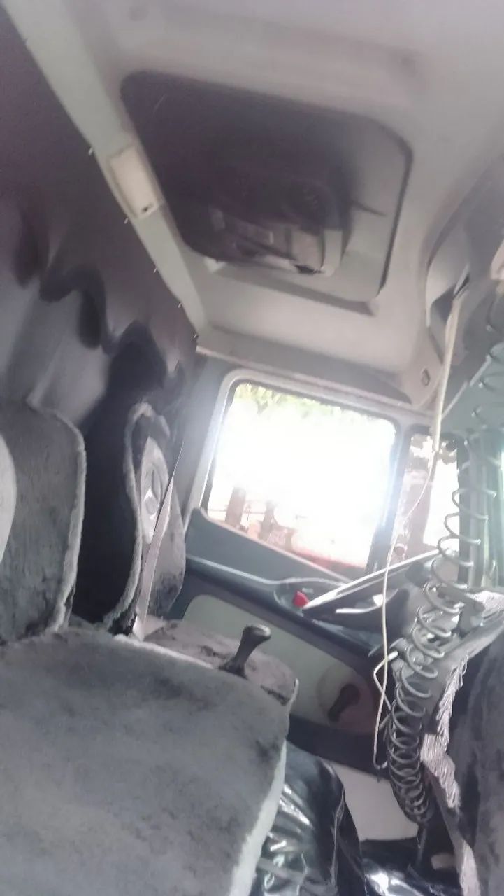 MB 712 Refrigerado  - Foto 5
