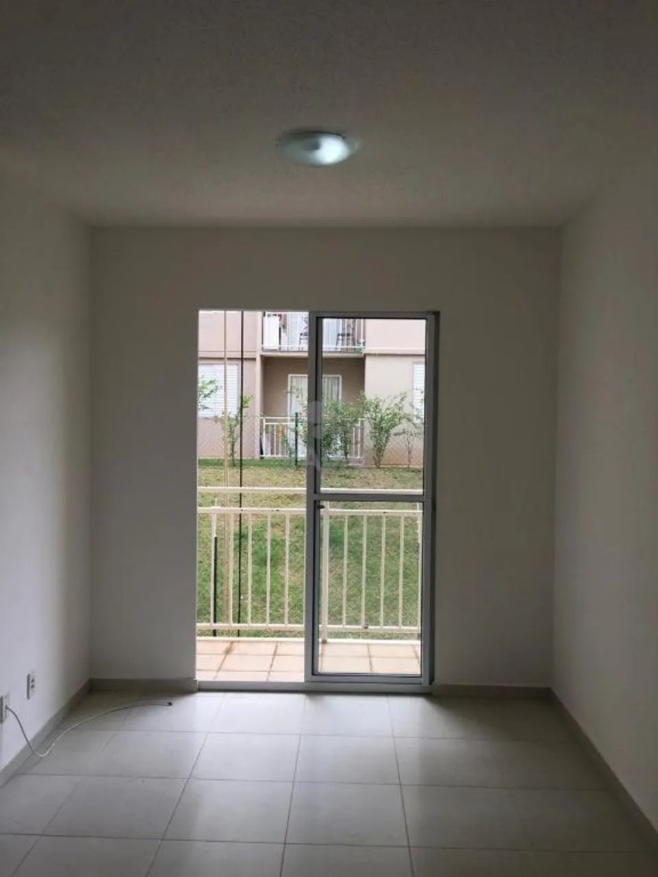 Apartamento para alugar em Campinas, Parque Jambeiro, com 3 quartos, com 51 m² - Foto 2
