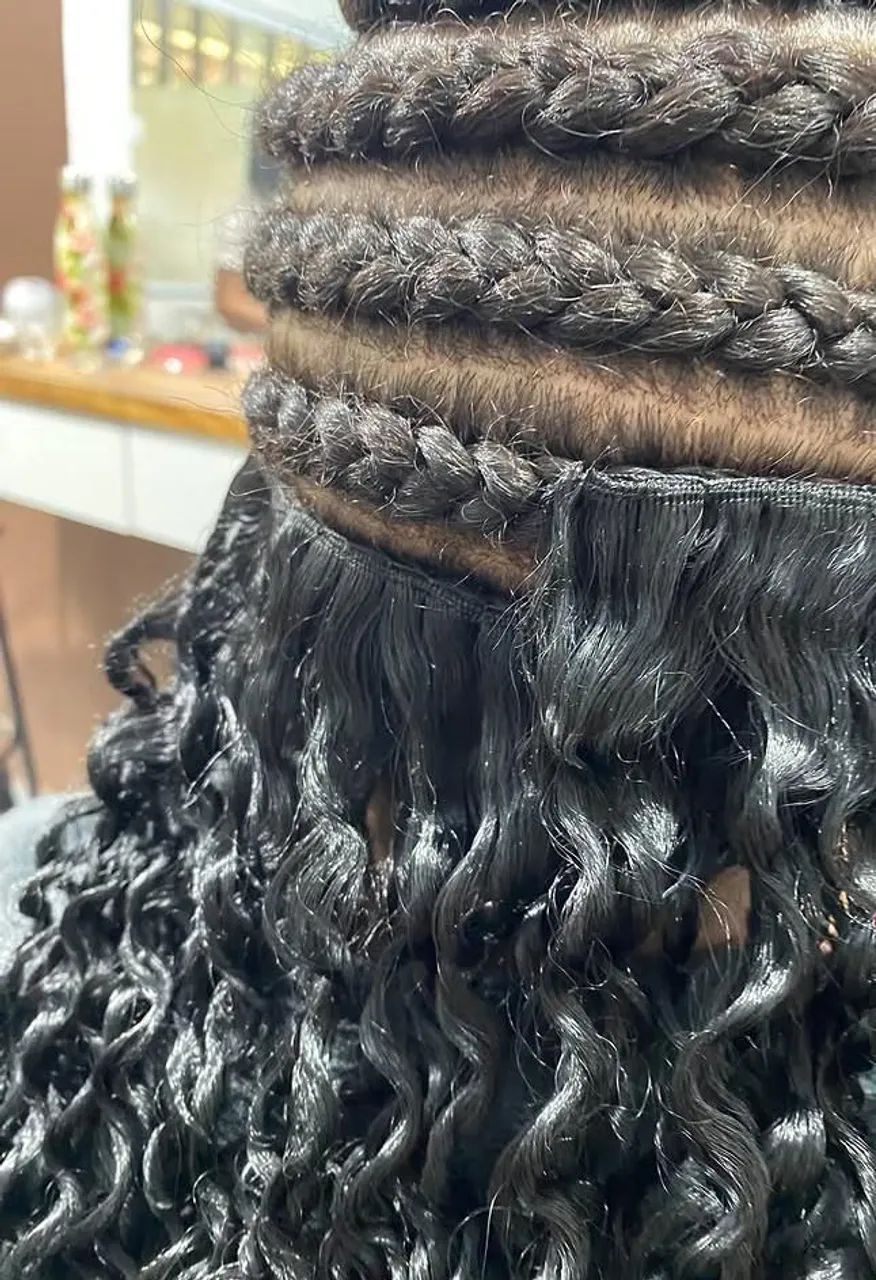 Alongamentos (Mega hair)