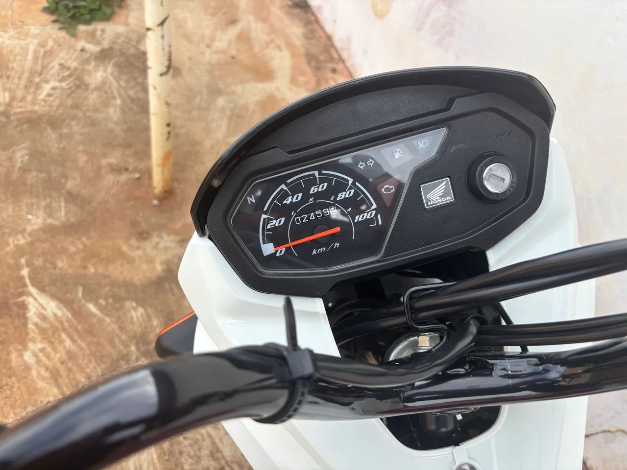 Vende-se pop muito nova, * - Foto 2