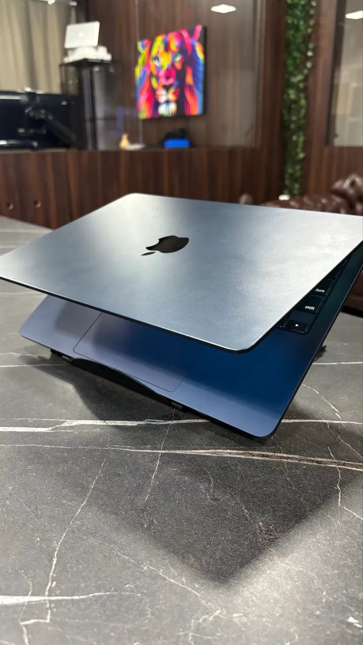 MacBook Air M2 2022 8GB 256GB Seminovo Meia Noite - Notebooks