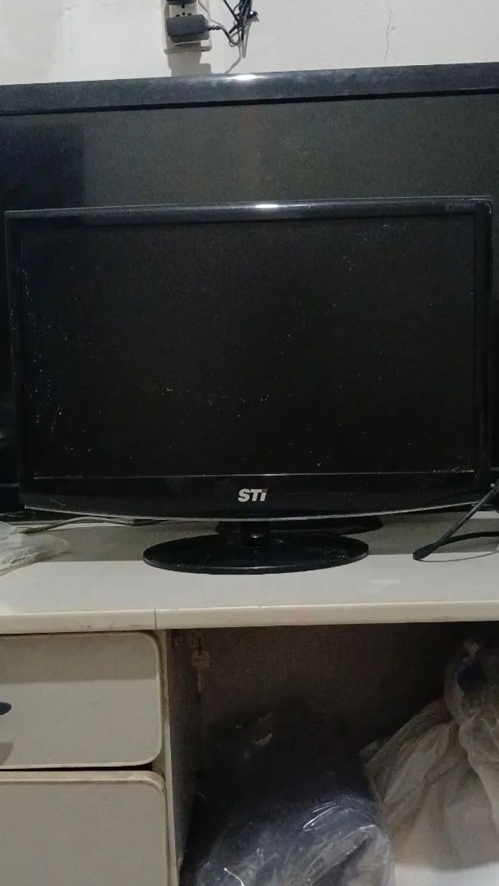 Vende-se monitor 21,5 polegadas 