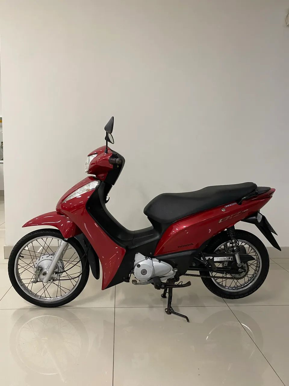 Biz 125 ES 2014 - Foto 2
