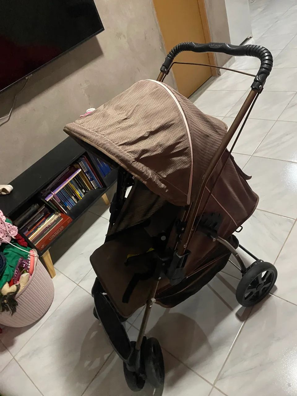 Carrinho de bebê menina - Foto 3