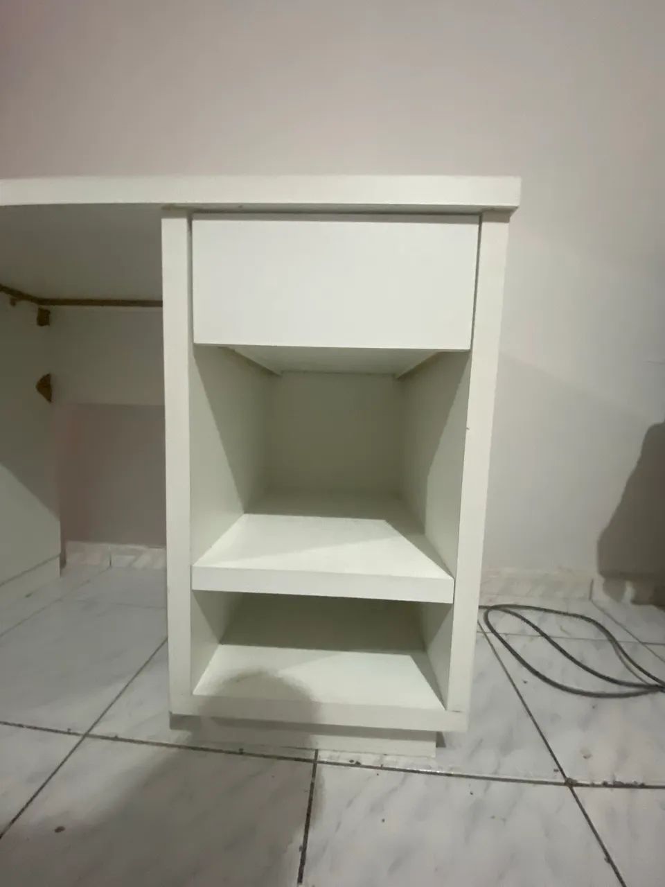 Escrivaninha branca  - Foto 4