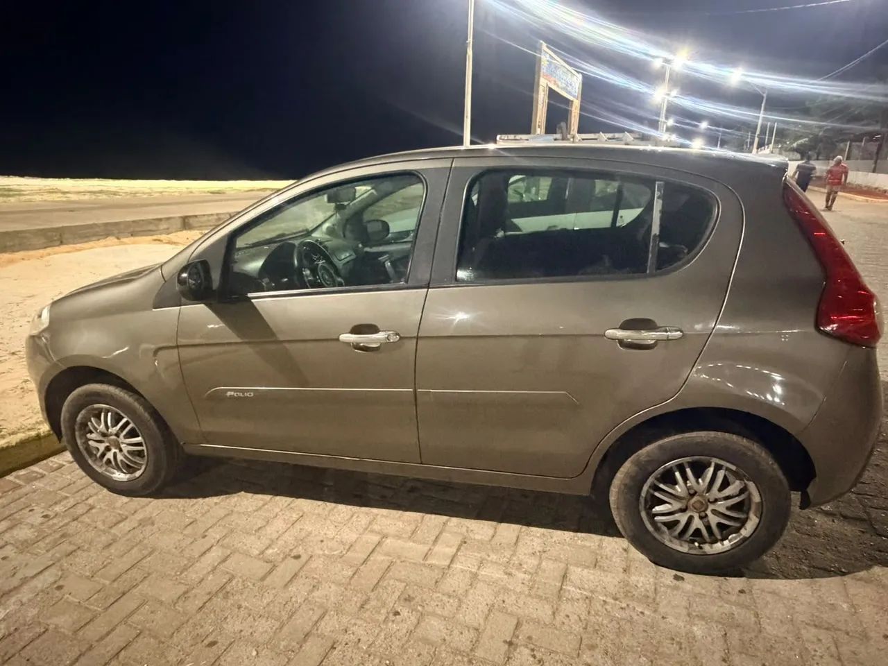 Fiat Palio ATTRACTIVE 1.0 EVO FIRE FLEX 8V 5P 2013