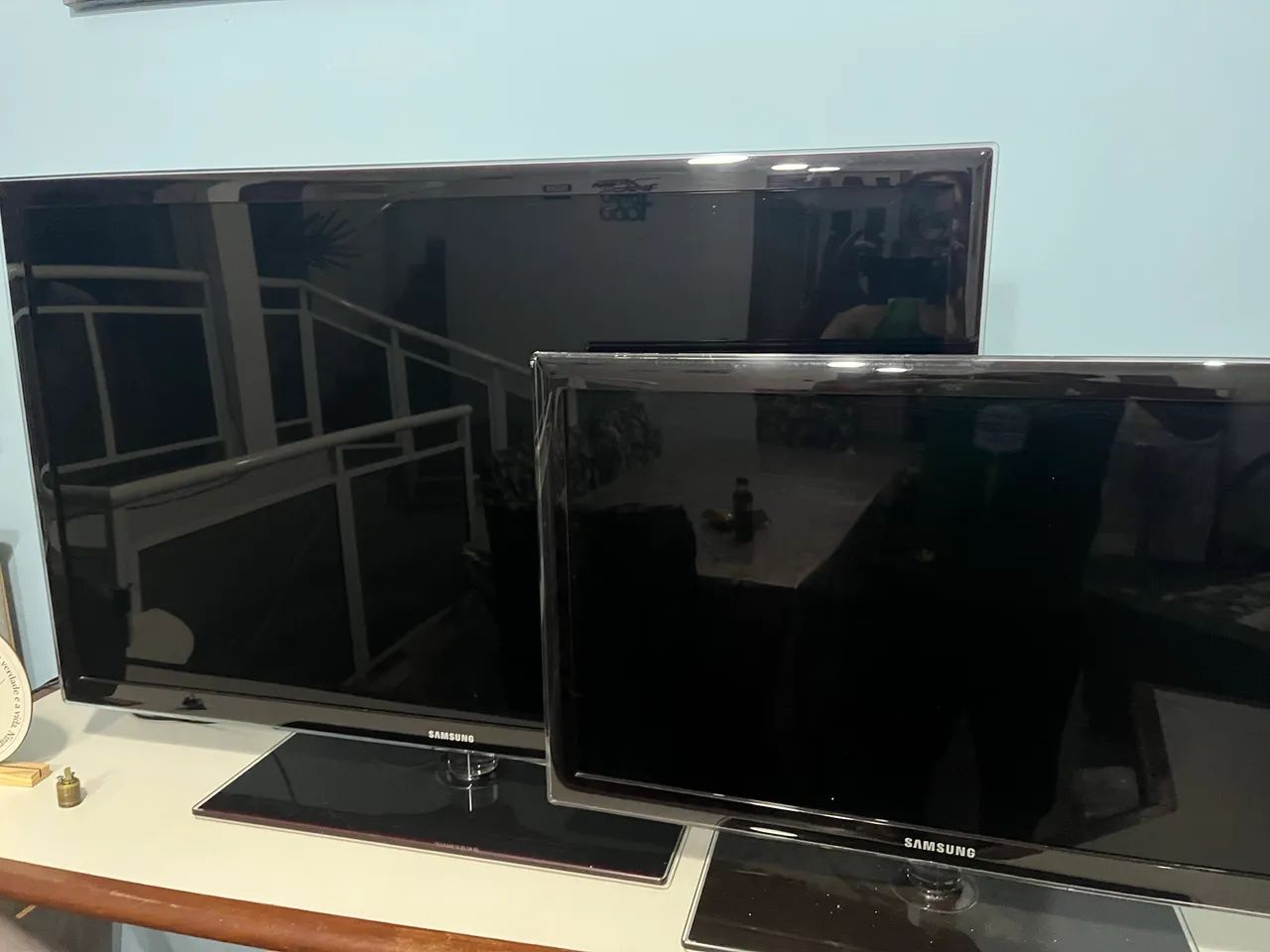 Vendo 2 tvs samsung uma 46pol e 32 funcionando mais com defeito. - Foto 5