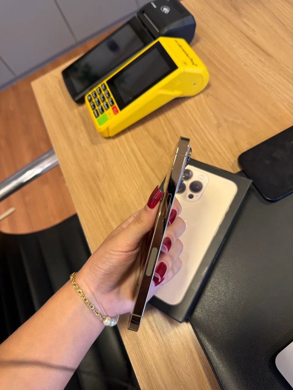 iPhone 13 Pro 256GB SEMINOVO ZERO - Foto 2