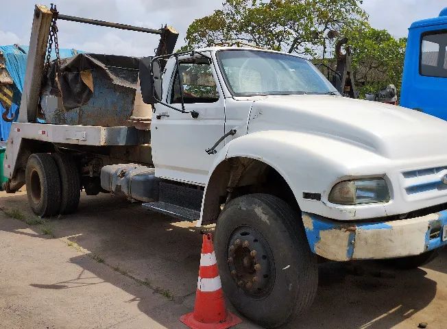 Baixou Ford F14000 HD com Poli Ano 1997