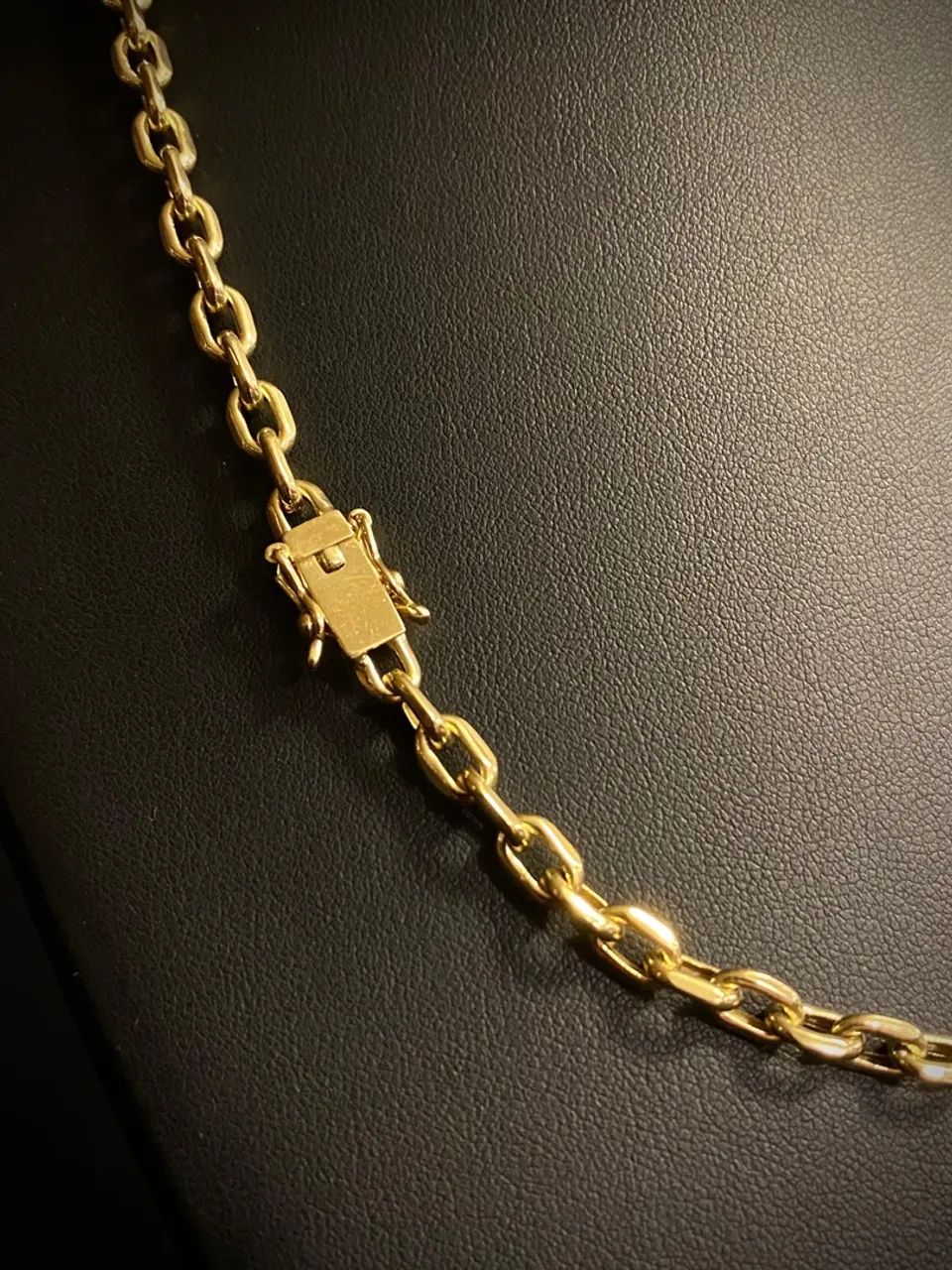 Choker Cadeado em Ouro 18k 750 - Foto 2